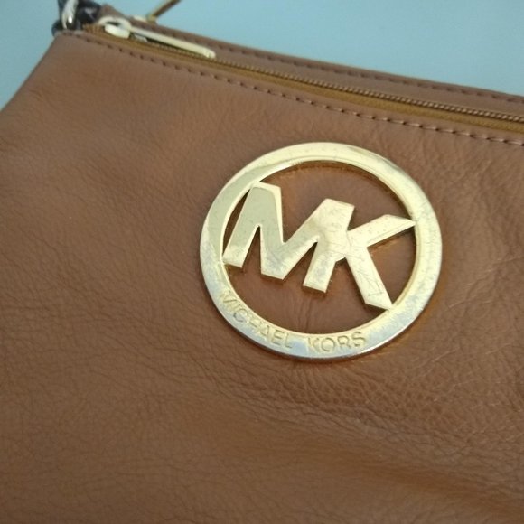 Michael Kors Cross Over Purse - Picture 3 of 12